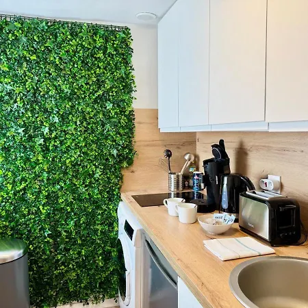 Rest In - Proche Gare & L'arena