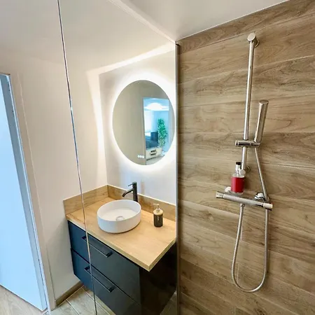 Appartement Rest In - Proche Gare & L'arena Reims